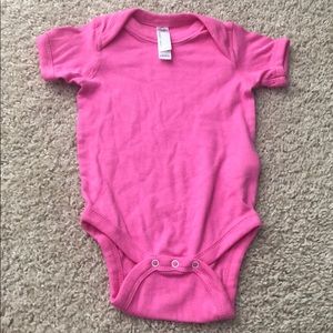Baby Onsie size 6months - New
